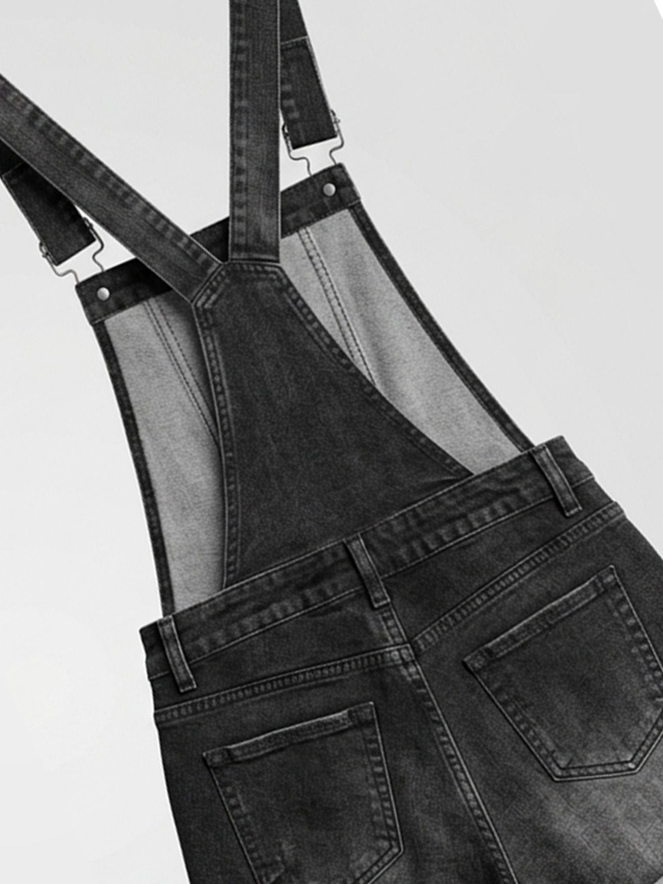 Salopettes en jean déchiré pour femme