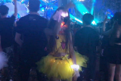 Ensemble de fête Pikachu Sling Luminous