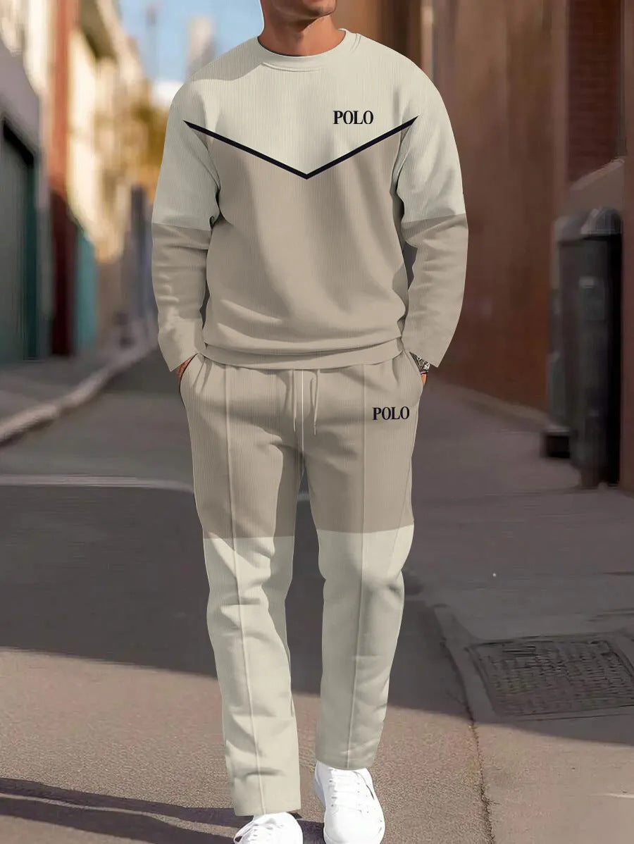 Sweat-shirt ample à manches longues, d'un pantalon de jogging