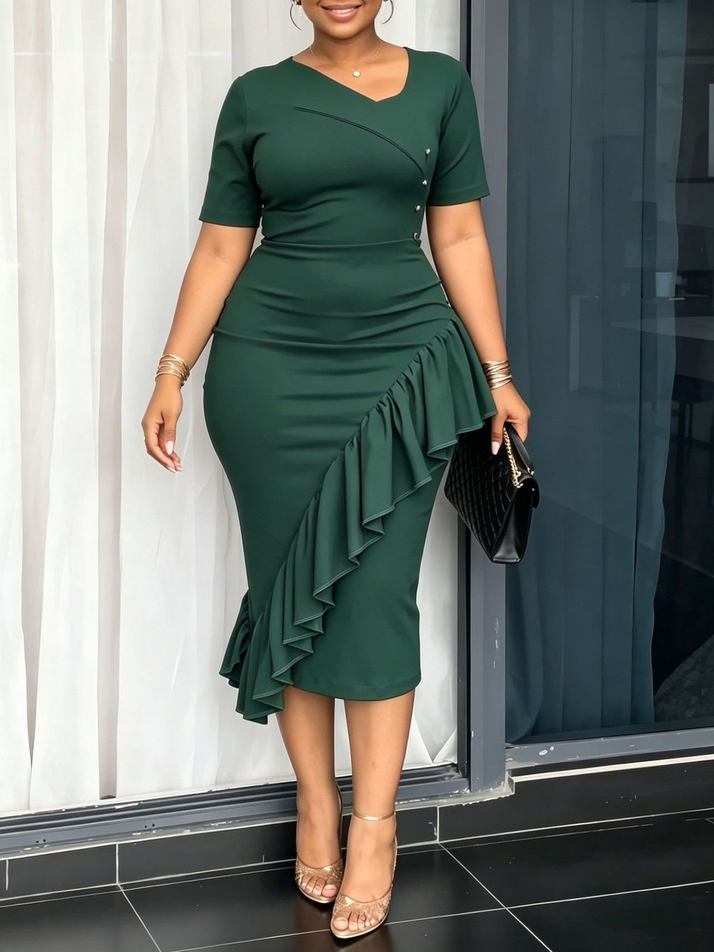 Robe élégante à manches courtes, boutonnée