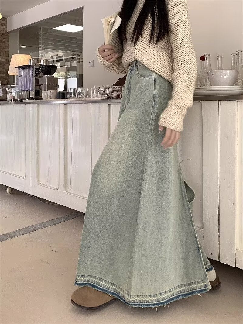Jupe mi-longue en denim délavé clair, style rétro