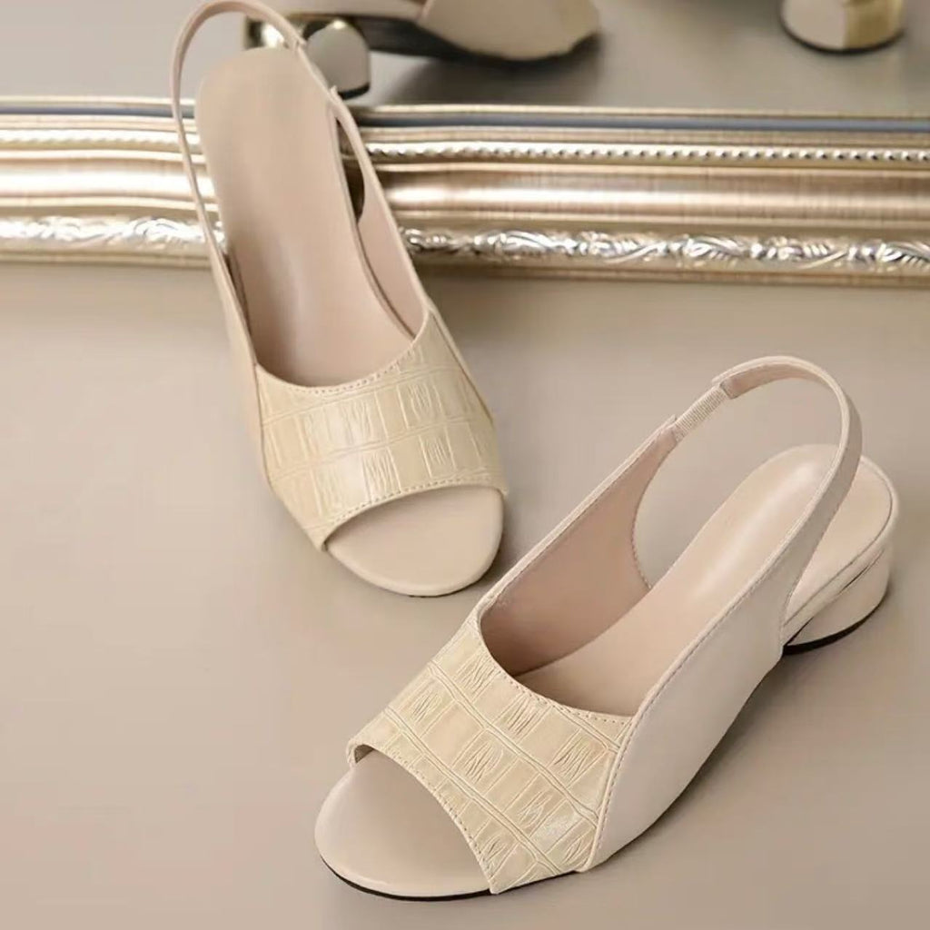 Sandales pour femmes, en cuir souple