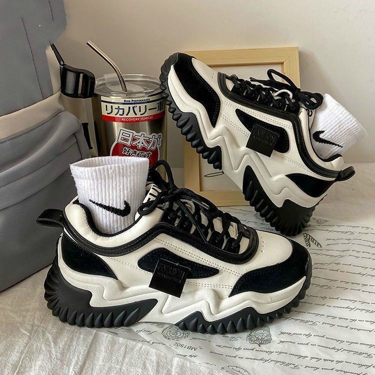 Chaussures à plateforme style Mori