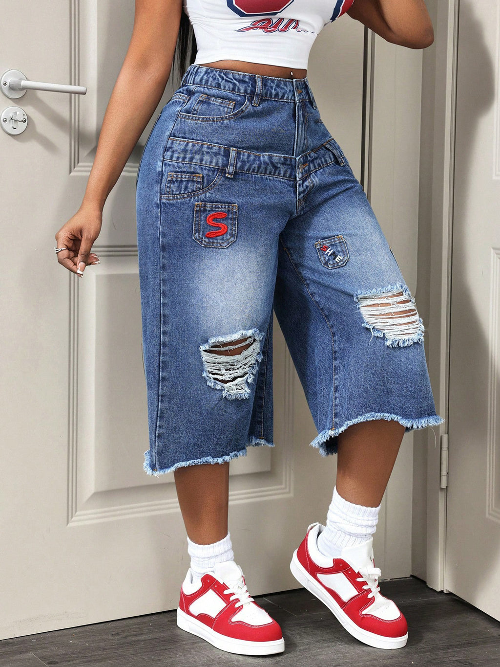 Pantalon Capri en jean déchiré