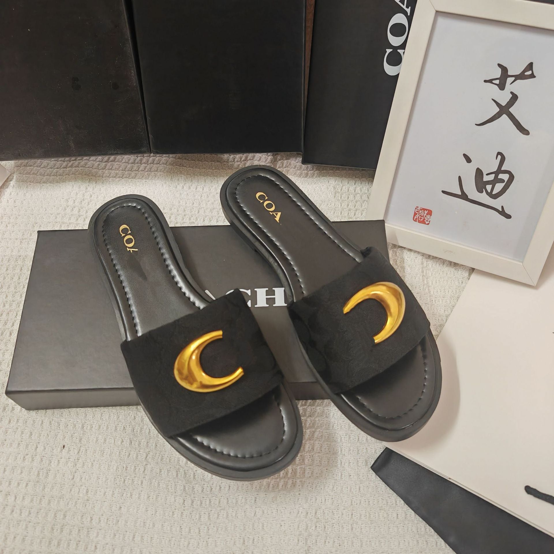 Chaussures plates tendance