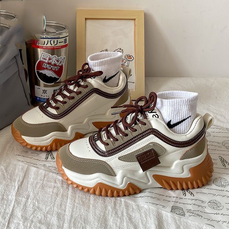 Chaussures à plateforme style Mori