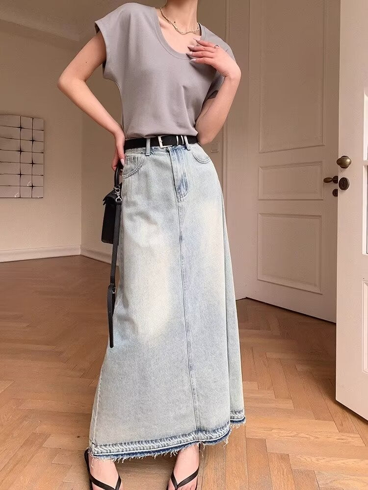 Jupe longue en jean bleu clair délavé style rétro