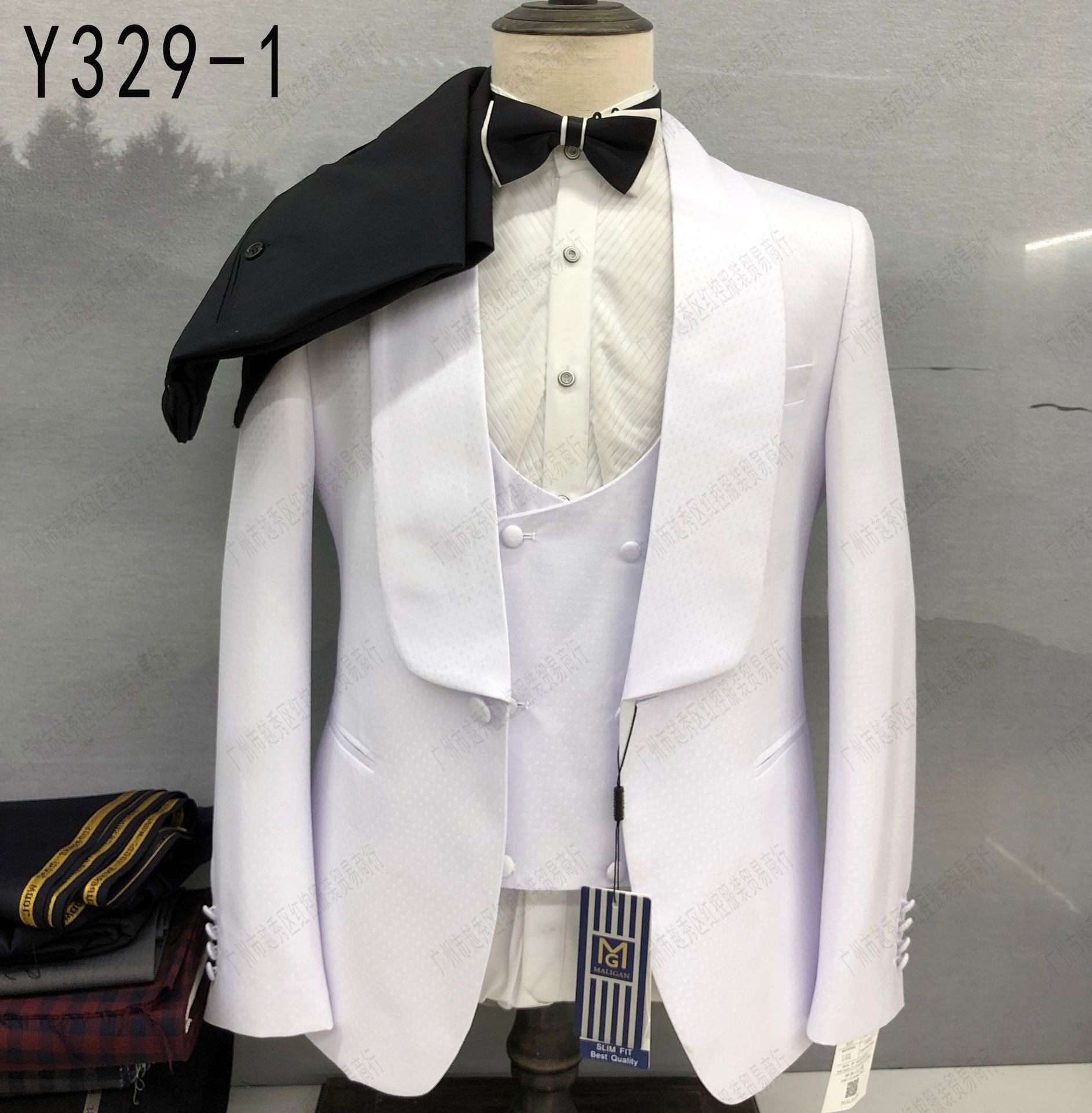 Costume pour homme